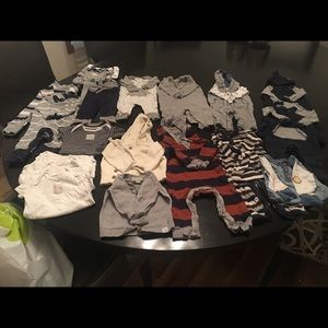 Lot of Burt’s bees baby clothes